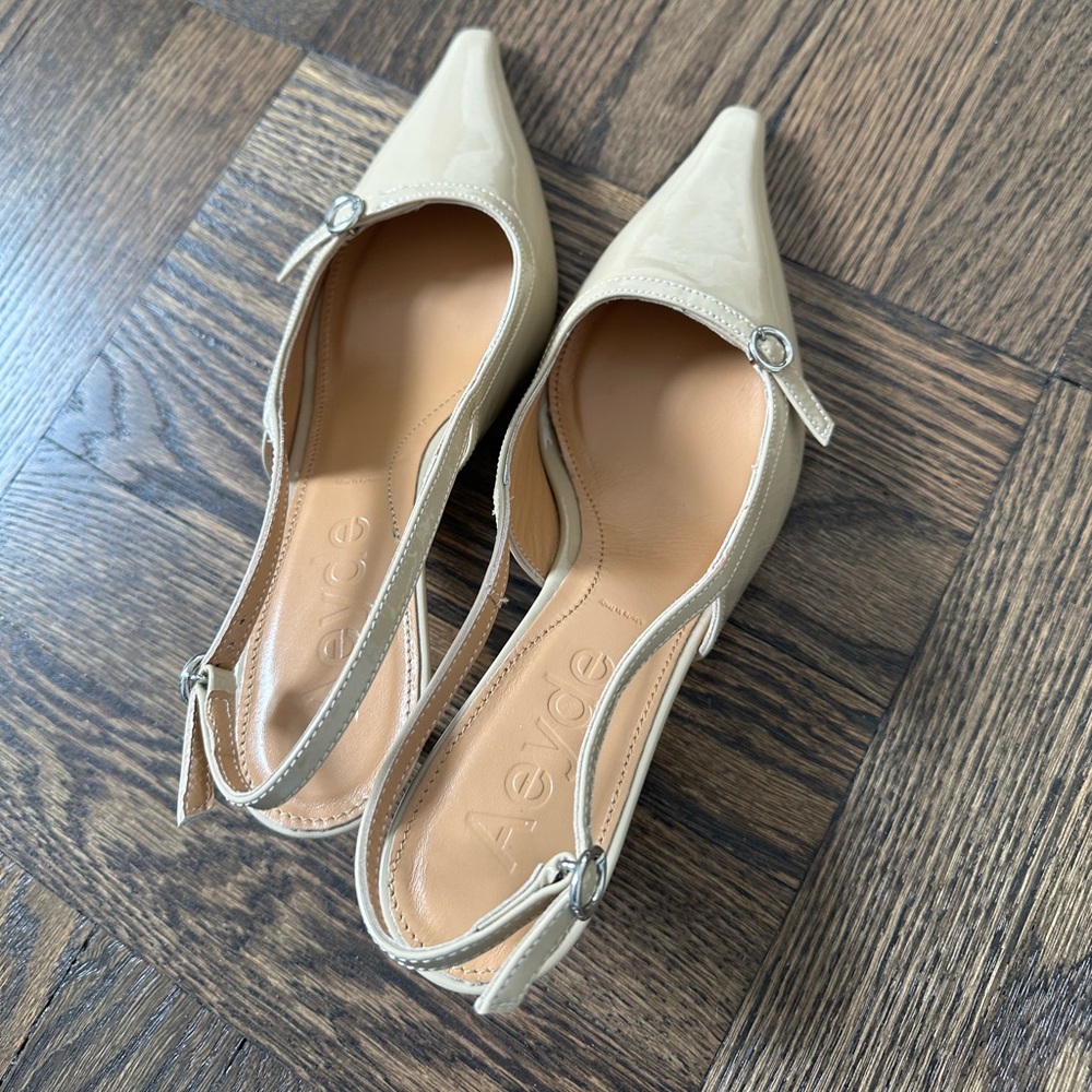 Aeyde NUDE Patent Leather Pointed Slingback Pumps - Picture 6 of 8
